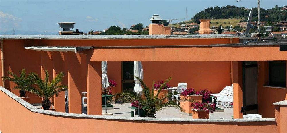 Hotel Solarium Civitanova Marche Bagian luar foto